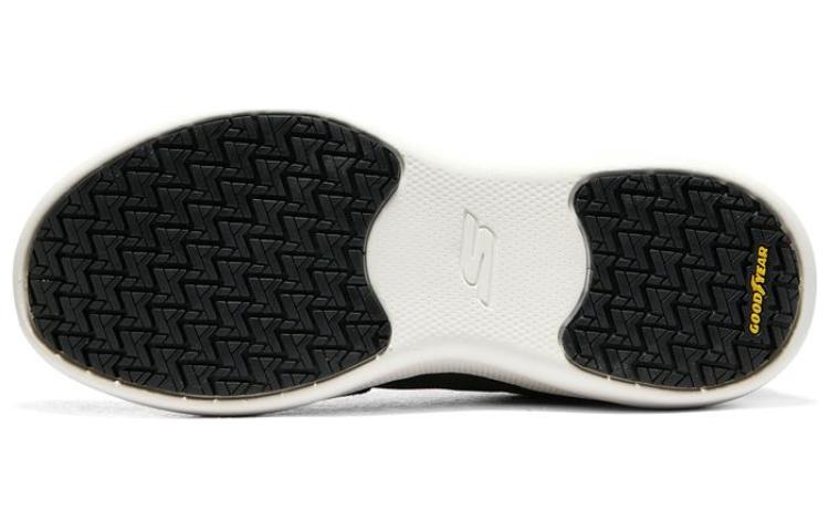 Shop Skechers GO WALK Stability 減震防滑耐磨 低筒 運動休閒鞋 女款 黑色