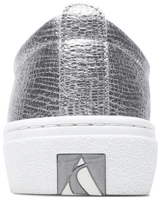 (Women) Skechers Goldie 'Silver Low-Top' 73800-SIL Shop (Women) Skechers Goldie 'Silver Low-Top' 73800-SIL