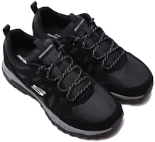 Shop Skechers Grand Peak 低筒戶外功能鞋 女款 黑灰