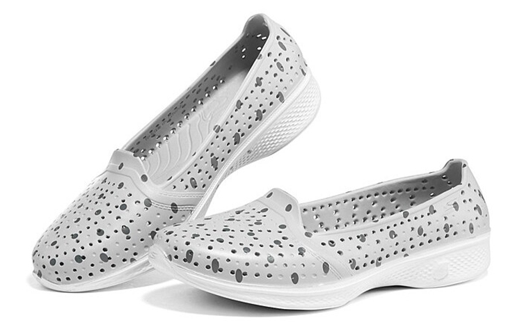 Lookbook (Women) Skechers H2 Go 'Light Grey Casual' 111622-LTGY