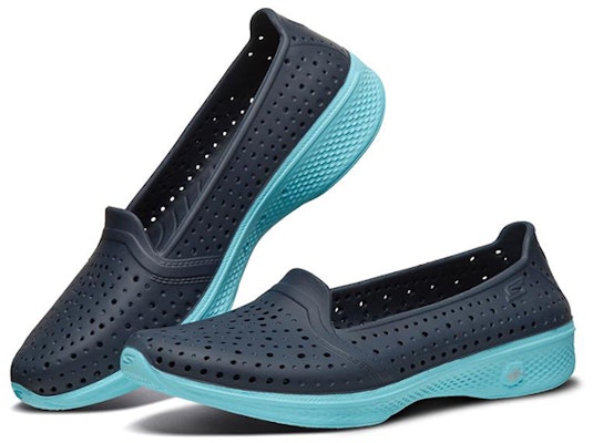 (W) Skechers H2 Go 蓝色休闲鞋 14690-NVBL Lookbook (W) Skechers H2 Go 蓝色休闲鞋 14690-NVBL