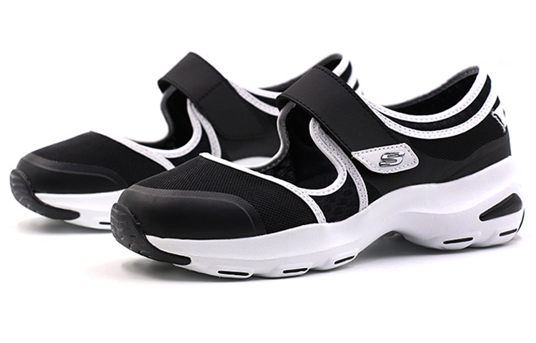 Order (W) Skechers Gaya Hidup Rendah 'Hitam Putih' 66666112-BLK