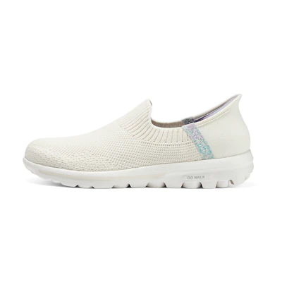 (W) Skechers Low-Top 'White CMFT'