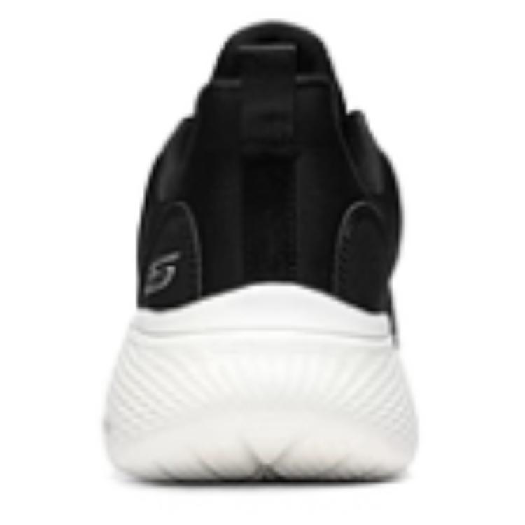 Shop (W) Zapatillas Skechers para Correr Bajas 'Negro-Blanco' 117551-BLK