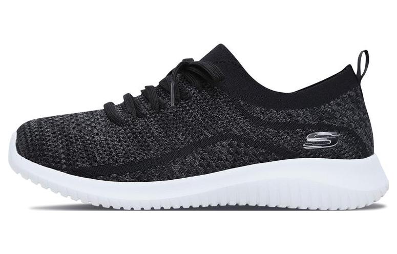 Buy Skechers 防滑耐磨透氣 低幫 運動休閒鞋 女款 黑灰