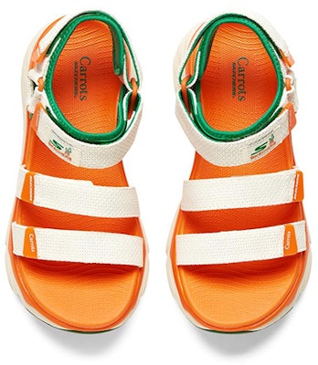 Skechers Max Cushioning 緩震涼鞋 女款 白綠 Shop Skechers Max Cushioning 緩震涼鞋 女款 白綠