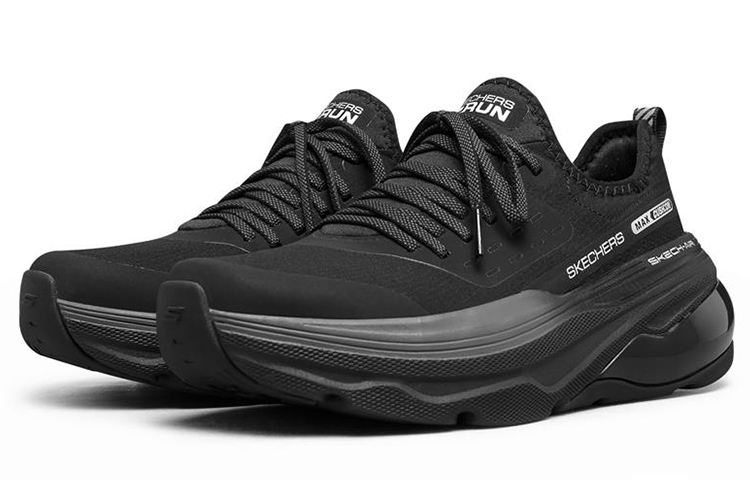 Lookbook (W) 斯凯奇最大缓震气垫'黑色低帮跑鞋' 128053-BBK