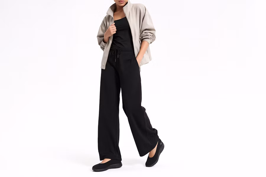 Skechers 女士 Microburst 一脚蹬运动休闲鞋 女款 黑色 Order Skechers 女士 Microburst 一脚蹬运动休闲鞋 女款 黑色
