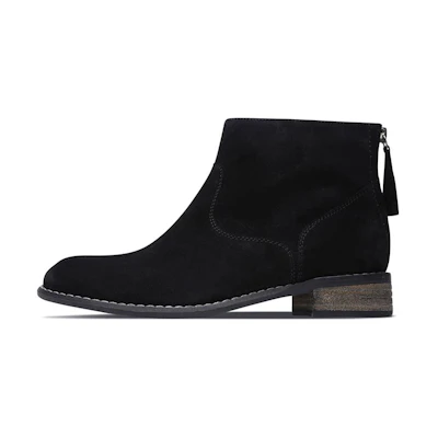 (W) Skechers Modern CMFT 'Black Chunky Heel Bootie'