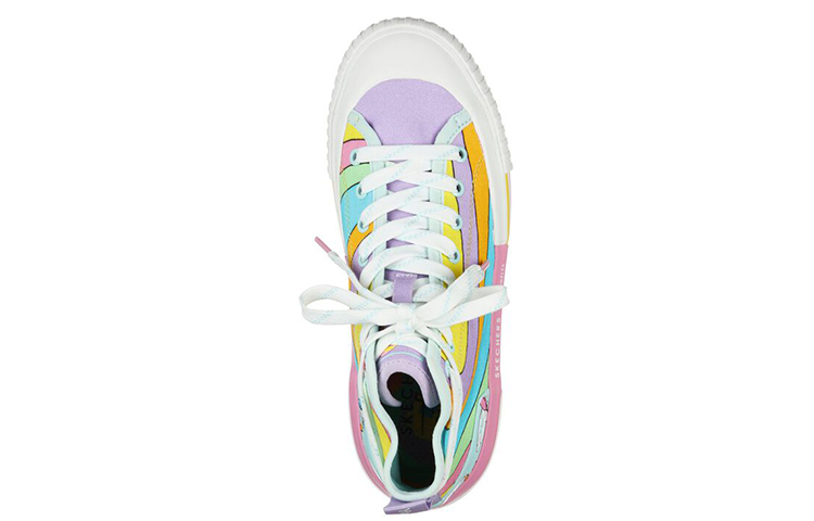 Shop (W) Skechers New Moon ''Style de Rue Mi-Haut Votre Journée'' 155270-MLT