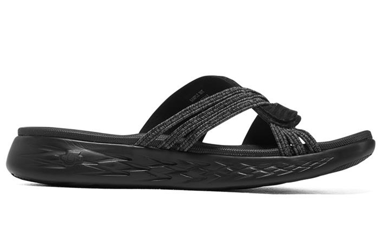 Order Skechers On-The-Go 600 輕質軟底舒適運動拖鞋 女款 黑灰