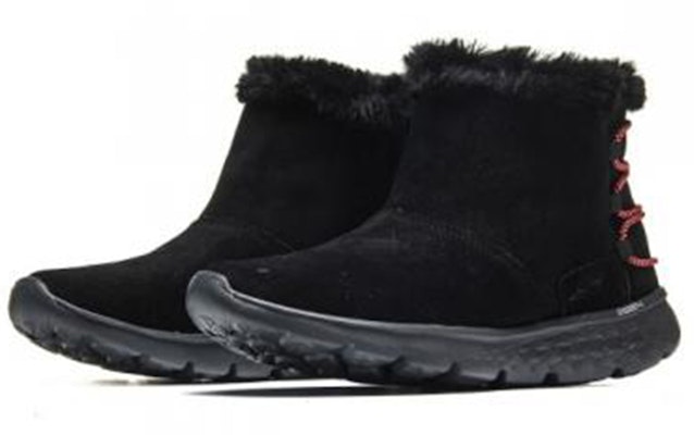 Skechers On-The-Go 休閒保暖雪地靴 女款 黑粉色 Lookbook Skechers On-The-Go 休閒保暖雪地靴 女款 黑粉色