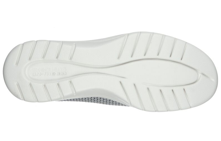 Shop (W) Skechers On-the-go Flex '解决方案灰色' 便鞋 136500-GRY