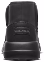 Shop Skechers On-the-go Joy 保暖雪地靴 女款 黑色