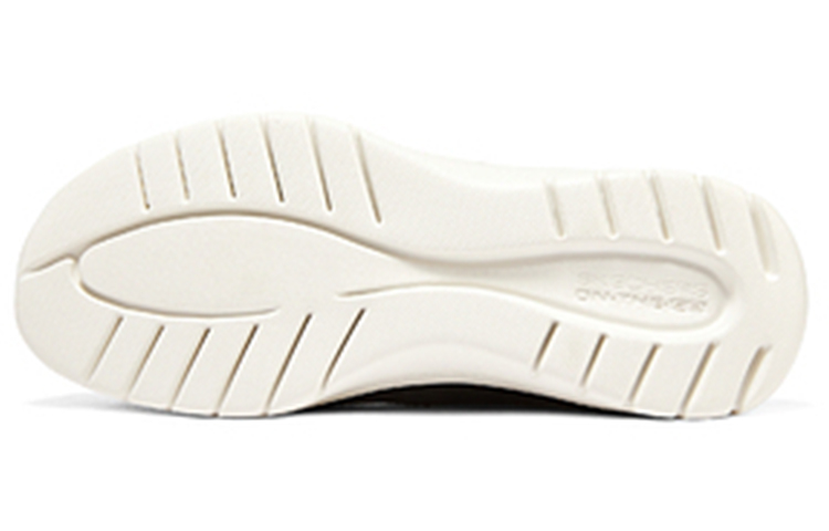 Shop (W) スケッチャーズ オンザゴー 白黒スリッポン 136495-BLK