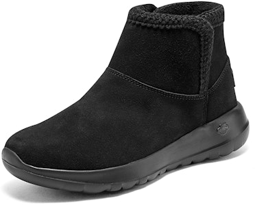 Skechers ON THE GO 耐磨減震 舒適百搭 中筒 雪地靴 女款 黑色 Lookbook Skechers ON THE GO 耐磨減震 舒適百搭 中筒 雪地靴 女款 黑色