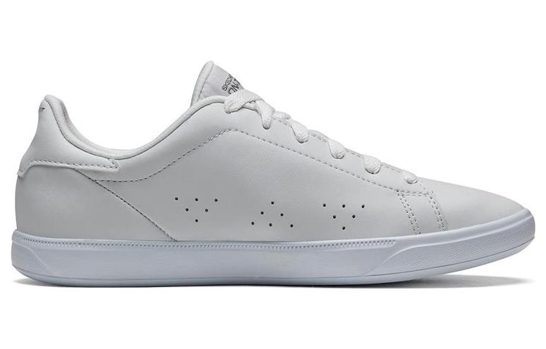 Order (W) Skechers ON THE GO Point Low Top 'Putih' 14550-WHT