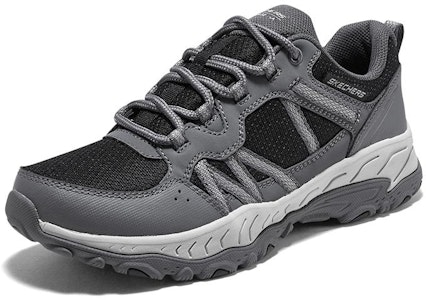 Skechers 減震防滑耐磨 低筒 戶外功能鞋 女款 灰黑 Lookbook Skechers 減震防滑耐磨 低筒 戶外功能鞋 女款 灰黑