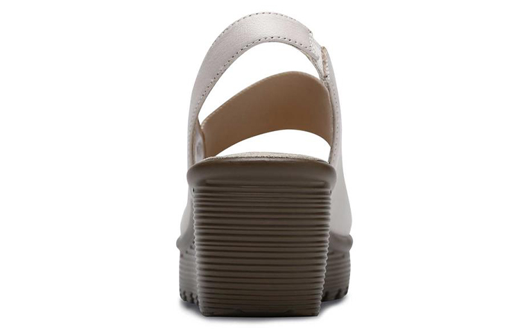 Shop Skechers Parallel 坡跟休閒涼鞋 女款 自然色
