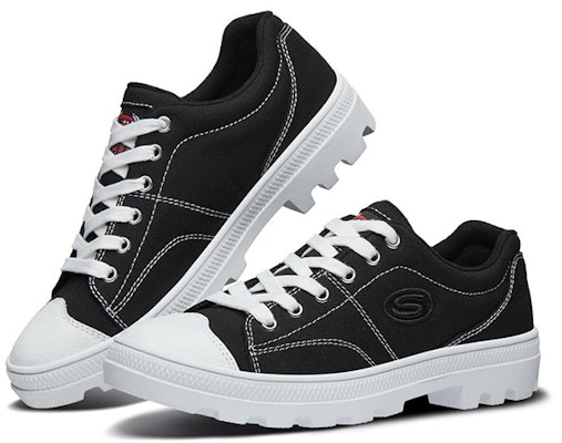 (W) Skechers Roadies Low-Top Sneakers Hitam 74370-BLK Lookbook (W) Skechers Roadies Low-Top Sneakers Hitam 74370-BLK