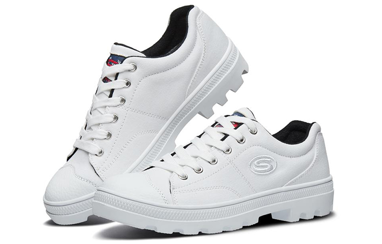 Lookbook Skechers Roadies 低筒帆布鞋 女款 白色