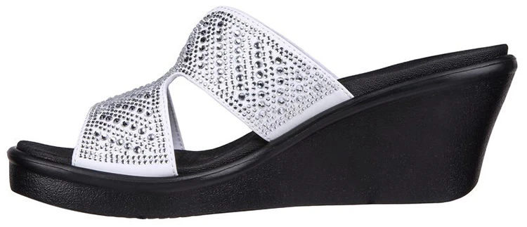 women-skechers-rumble-on-too-haute-119261-wht