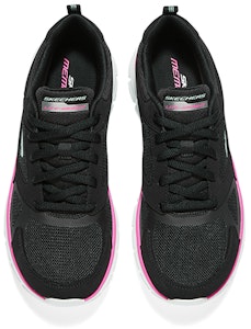 Skechers 防滑 耐磨 低筒 跑步鞋 女款 黑 Lookbook Skechers 防滑 耐磨 低筒 跑步鞋 女款 黑