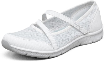 Skechers 輕便透氣 一腳蹬懶人平底鞋 女款 白色 Lookbook Skechers 輕便透氣 一腳蹬懶人平底鞋 女款 白色