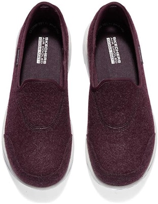 Skechers 舒適輕便鞋 耐磨 低筒 休閒生活鞋 女款 酒紅色 Order Skechers 舒適輕便鞋 耐磨 低筒 休閒生活鞋 女款 酒紅色