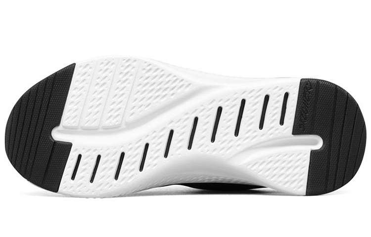 Purchase (W) Skechers Solar Fuse Baskets Basses ''Noir'' 66666318-BLK