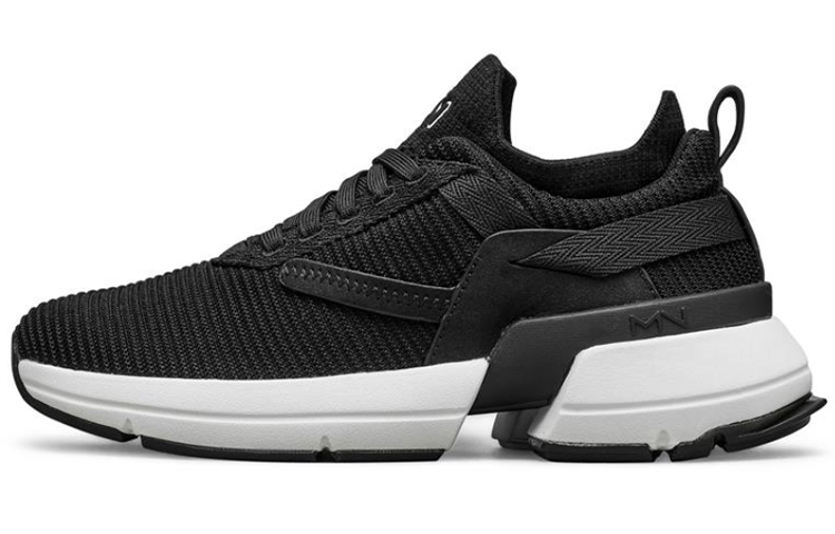 (W) Skechers Split Running Shoes Black/White