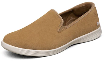 Shop Skechers 舒適運動休閒鞋 女款 栗色