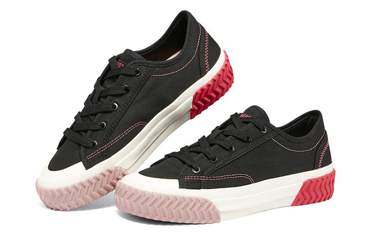Lookbook (W) Skechers Street Trax Hi ''Nero'' 177041-BLK