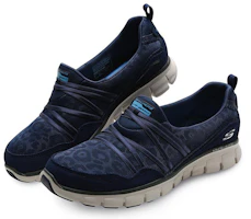 Lookbook Skechers Synergy 一脚蹬運動休閒鞋 女款 海軍藍色