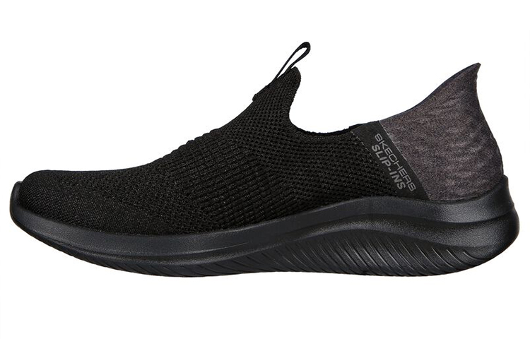 (W) Skechers Ultra Flex 3.0-Smooth Step 'All Black'