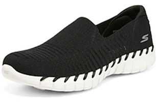 (W) Skechers GO WALK Smart 2 'Cherlin - Hitam' 124334-BLK Lookbook (W) Skechers GO WALK Smart 2 'Cherlin - Hitam' 124334-BLK