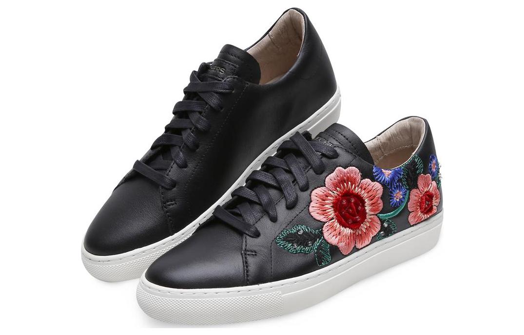Lookbook (W) Skechers Vaso Low 'Hitam' 48876-BLK