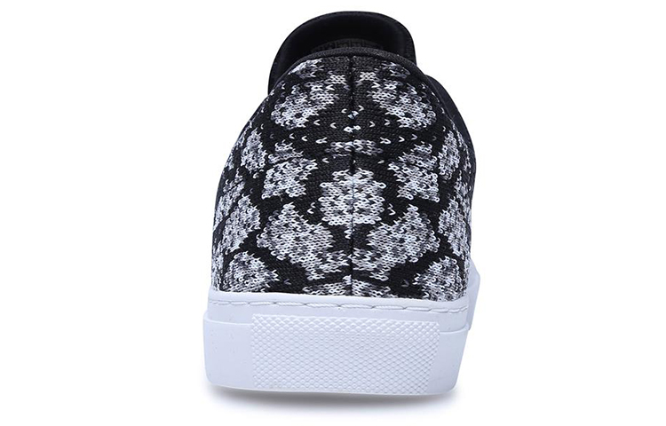 Shop (W) Skechers Vaso Bajo 'Negro' 48878-BLK