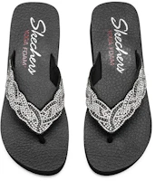 Shop Skechers Vinyasa 人字拖 休閒運動 女款 黑白