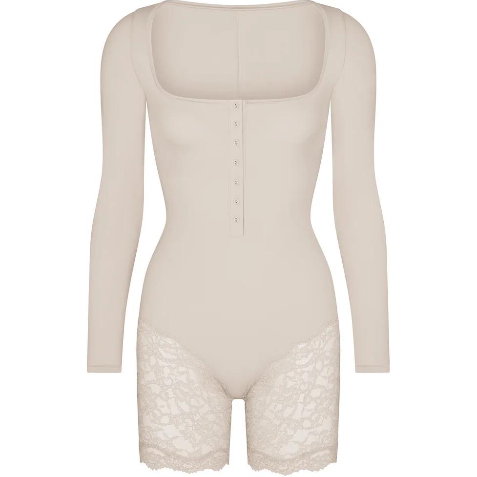 (Women) SKIMS Fits Everybody Lace Long Sleeve Onesie Women’s Stone Color. OS-MDT-5167W-STO