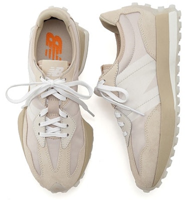 (W) SNIDEL x New Balance 327 Caqui WS327SD1 Lookbook (W) SNIDEL x New Balance 327 Caqui WS327SD1