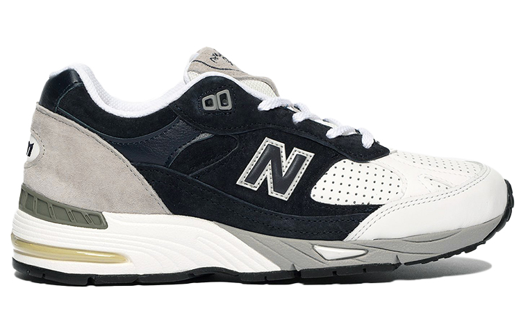 Order (W) SNS x New Balance 991 'Hitam' W991PJ