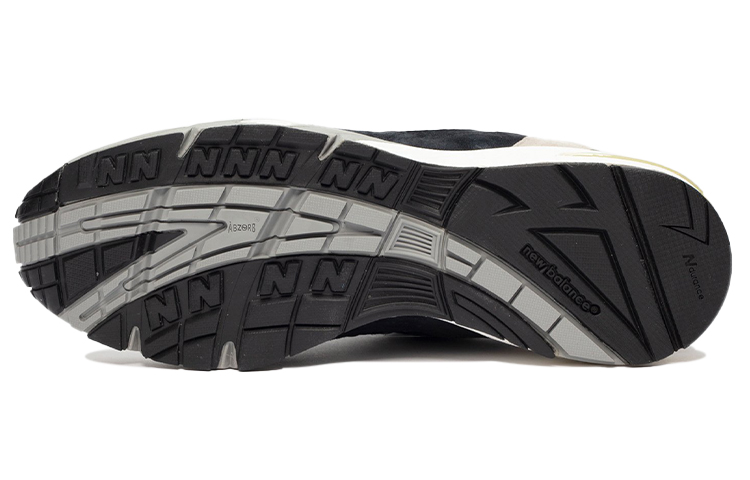 Details for (W) SNS x New Balance 991 'Hitam' W991PJ