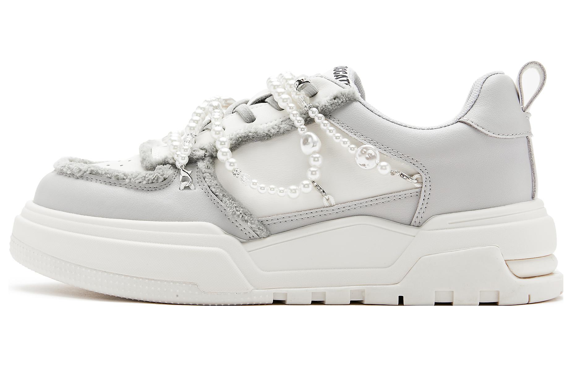 Purchase (W) Staccato Canvas Low Top 'American Retro Platform' Sneakers Retro Amerika S3026CM3