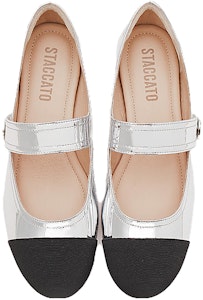 思加图 Staccato 皮革 法式拼色平底 女士休閒單鞋 女款 Lookbook 思加图 Staccato 皮革 法式拼色平底 女士休閒單鞋 女款