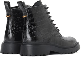 (W) Staccato皮革"黑色绒面厚底马丁靴" 9VL04DD1 Shop (W) Staccato皮革"黑色绒面厚底马丁靴" 9VL04DD1