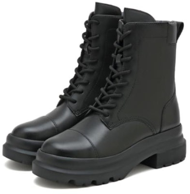 (W) Staccato Sepatu Kulit Hitam 'Martin Pendek Gaya Inggris' EF309DZ2 Lookbook (W) Staccato Sepatu Kulit Hitam 'Martin Pendek Gaya Inggris' EF309DZ2