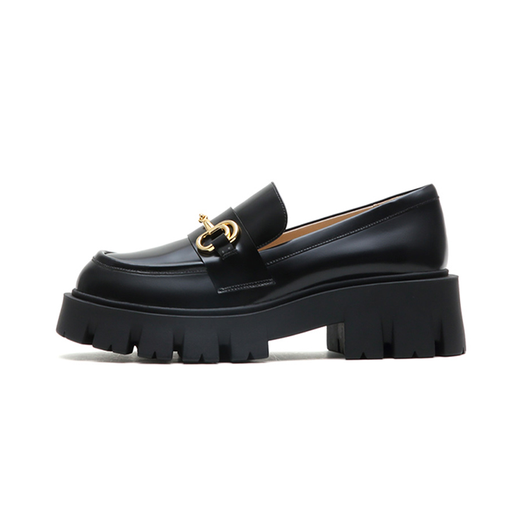 (Women) Staccato Leather Black Platform Loafers - Classic Round Toe Casual Style. A5318AA2 Black Color