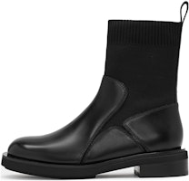 (W) Staccato Sepatu Bot Chelsea Kulit 'Gaya British' EOQ10DZ3 Purchase (W) Staccato Sepatu Bot Chelsea Kulit 'Gaya British' EOQ10DZ3