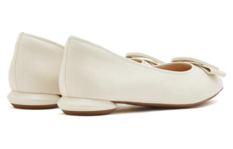 (W) Staccato Leather CMFT Pointed Toe Flats 'Soy Milk' 圖 3